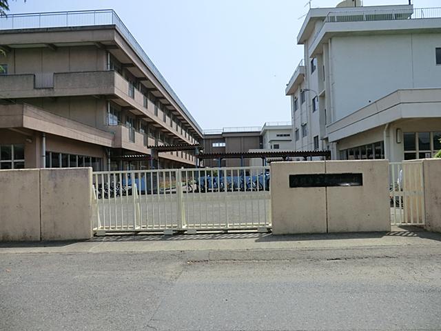 Primary school. Zama City Higashihara to elementary school 262m