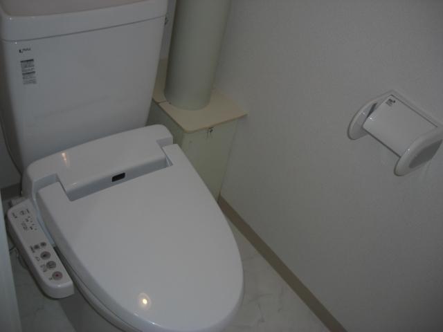 Toilet. Multi-function toilet new.
