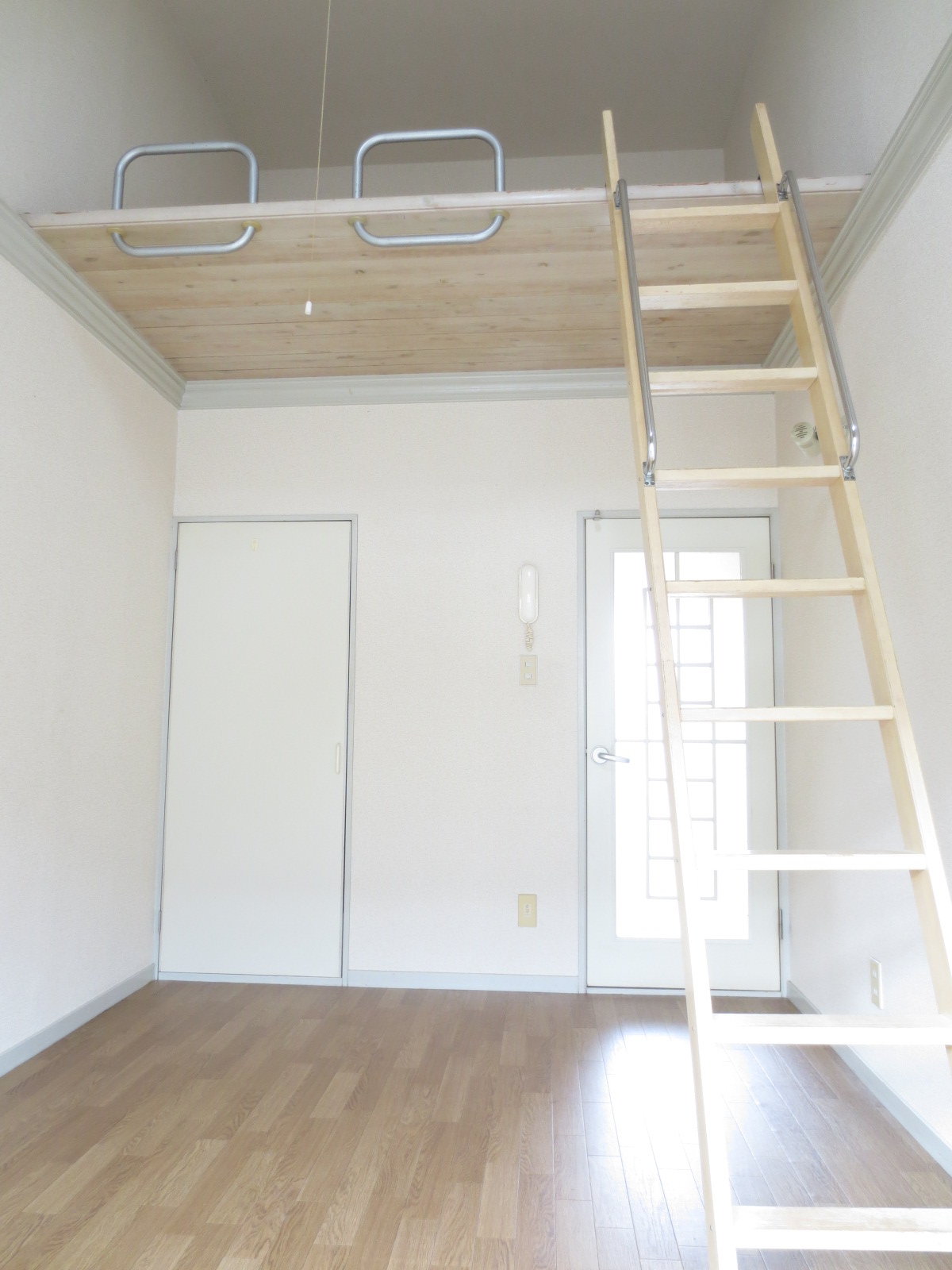 Living and room