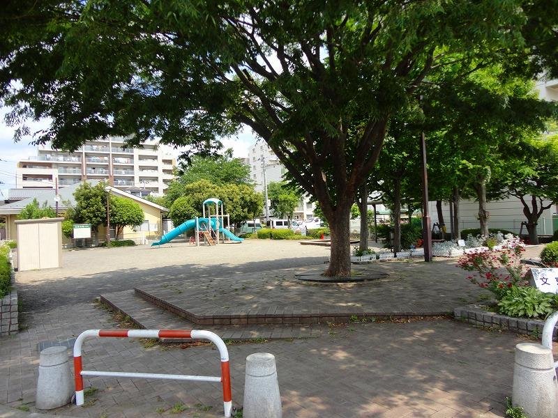 park. 3311m to Bunkyo park (park)