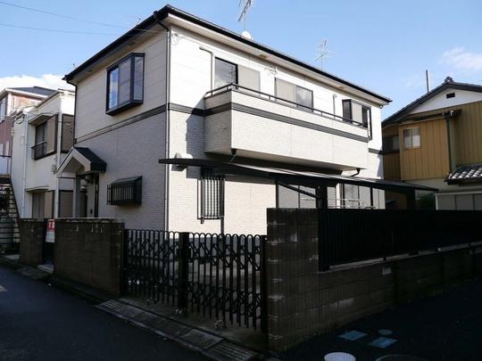 Local appearance photo. Odakyusagamihara Station walk is a 12-minute renovated house of. It is also a good many living environment commercial facilities around in the quiet residential area. 
