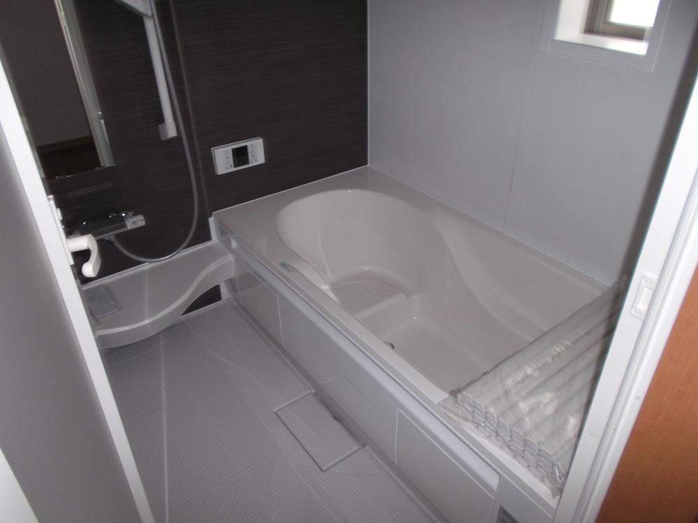 Bathroom. Room (August 2013) Shooting