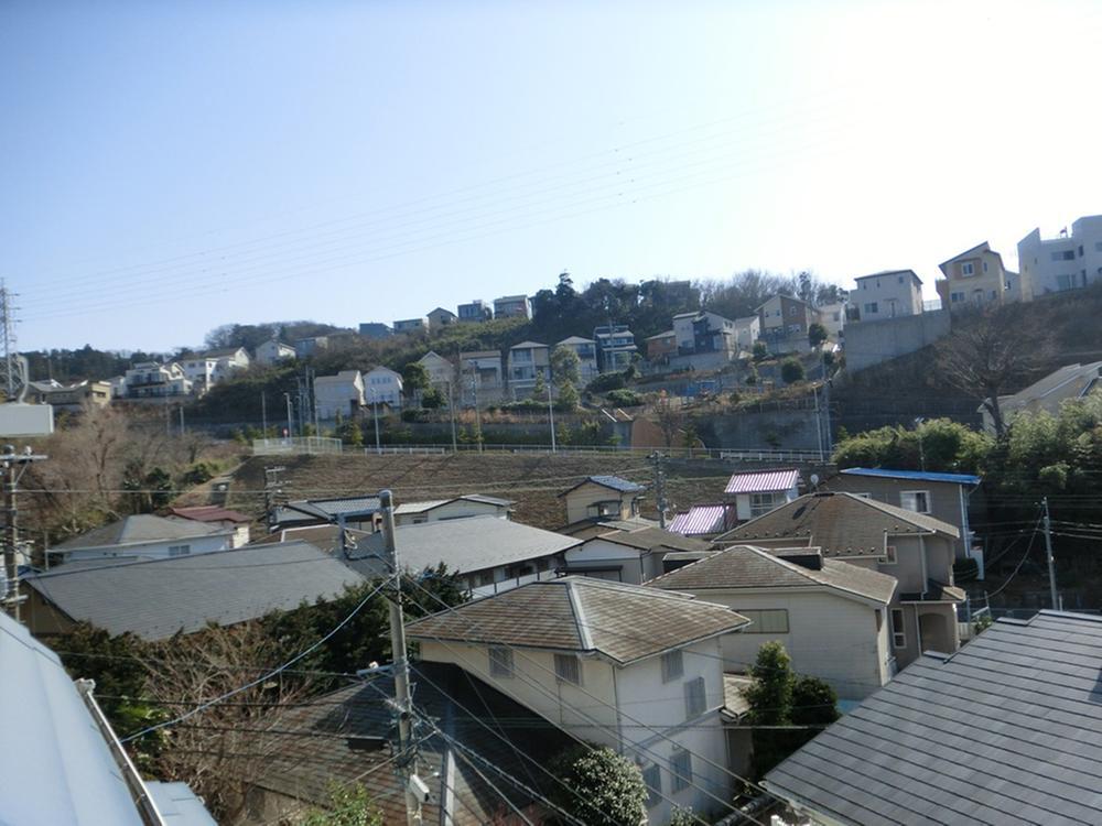 View photos from the dwelling unit. View from local (March 2013) Shooting