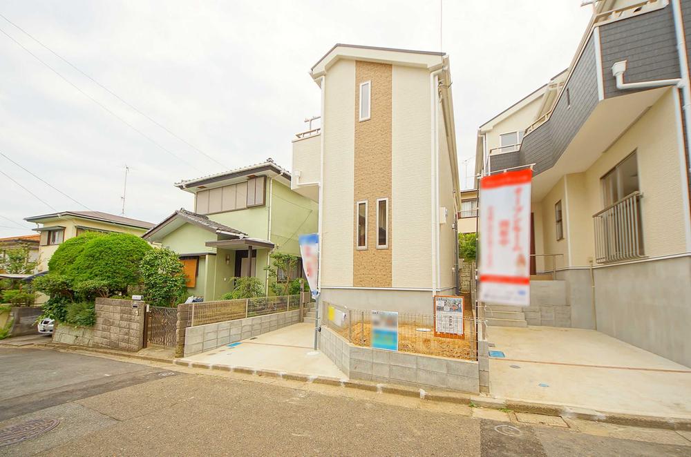 Local appearance photo. Local (July 2013) Shooting, Please Come preview per building completed already. 