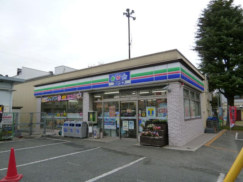 Convenience store. Higashi Zushi Three F