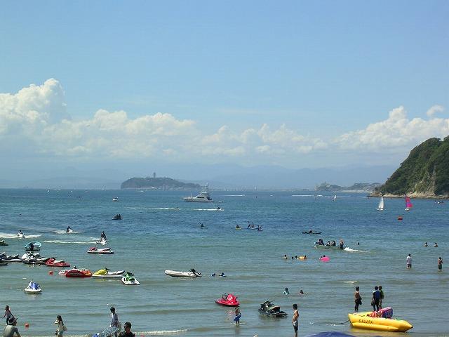 Streets around. Zushi to the coast 100m