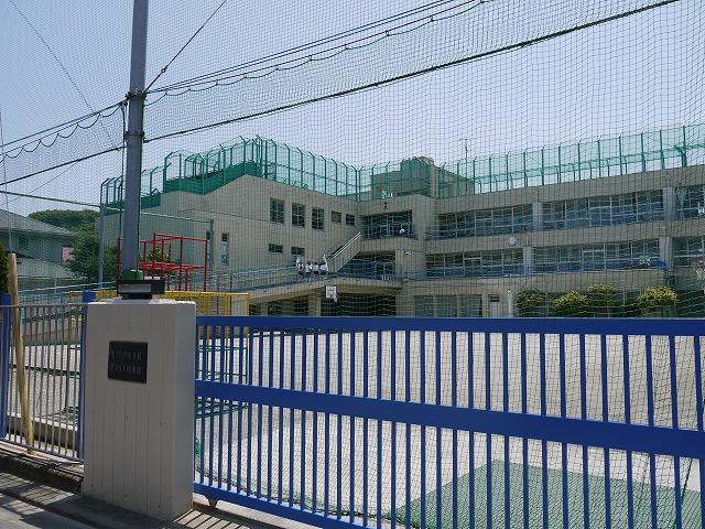 kindergarten ・ Nursery. 450m to Mary kindergarten
