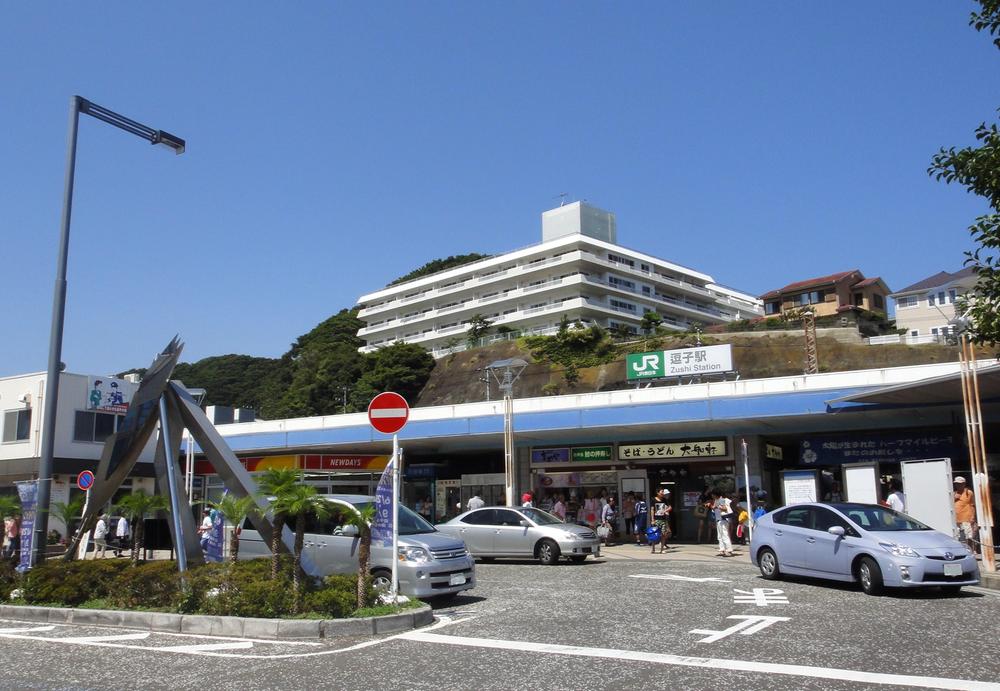 Other. Located in a quiet residential area that extends behind JR Zushi Station.