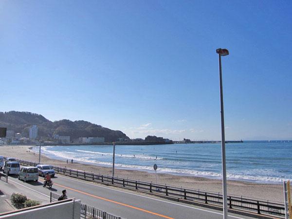 View photos from the dwelling unit