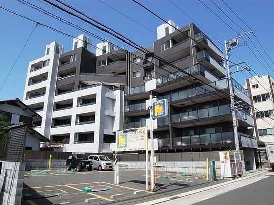 Local appearance photo