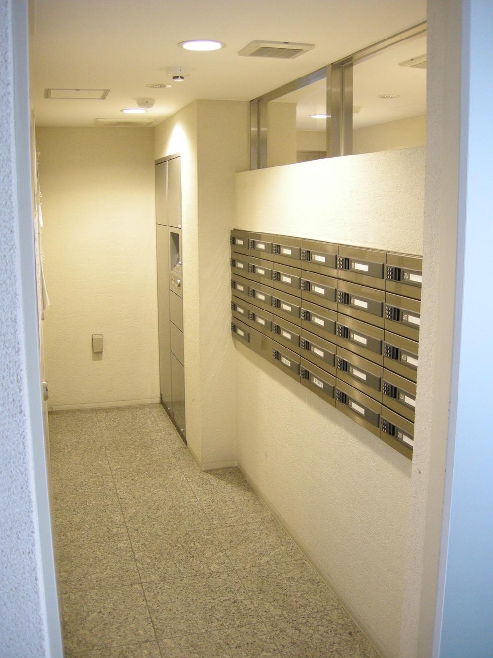 Other common areas. Mailbox