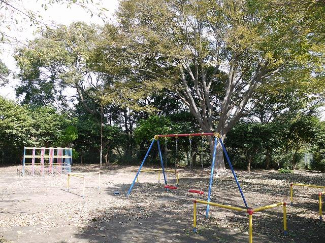 park. 400m to Chaoyang hill park