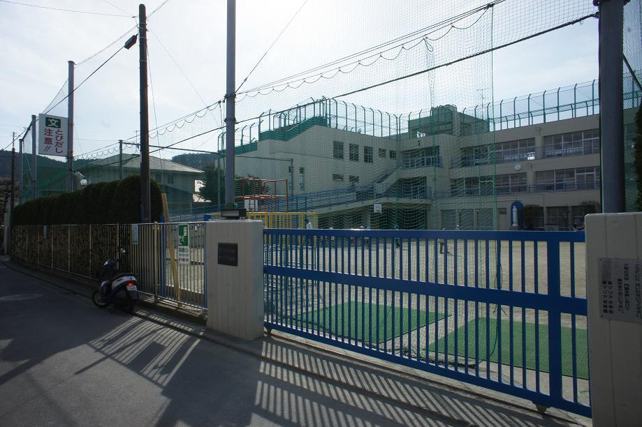 kindergarten ・ Nursery. 200m to St. Mary's kindergarten
