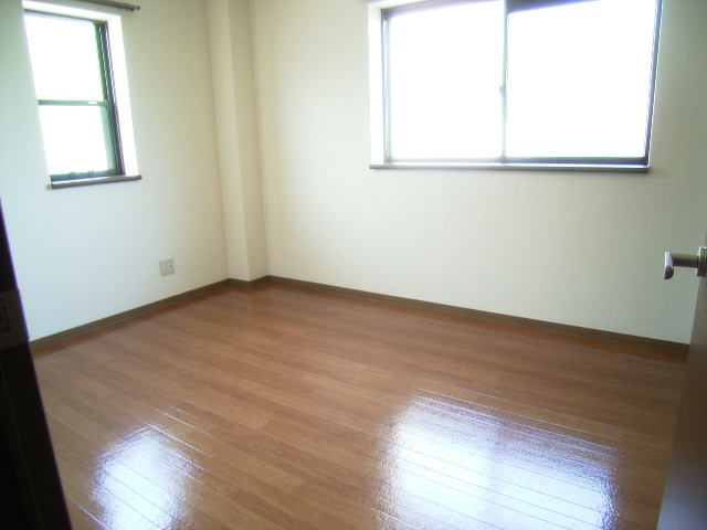 Living and room. ※ The photograph is a reference.