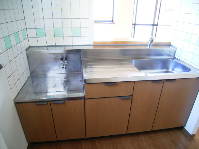 Kitchen. ※ The photograph is a reference.