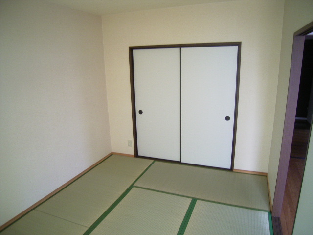 Living and room. ※ The photograph is a reference.