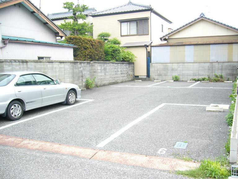 Compartment figure. Land price 6.5 million yen, Land area 121.64 sq m