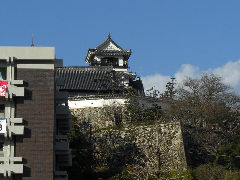 Local appearance photo. Kochi Castle ・ Prefectural government ・ City Hall is also close!