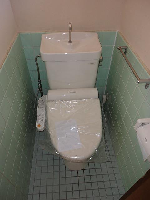 Toilet. Washlet with function ☆
