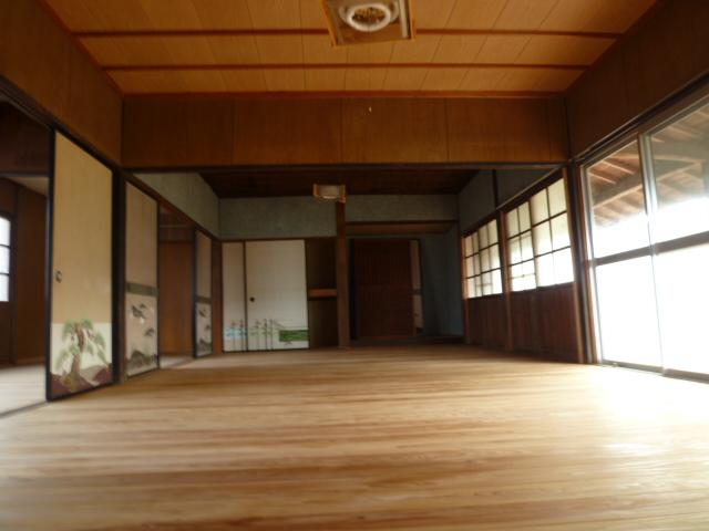 Non-living room