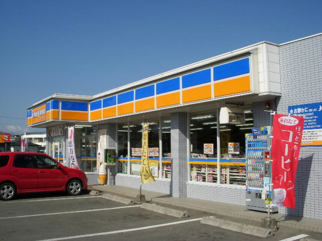 Convenience store. EVERYONE Kikuchi Hanabusa stand store up (convenience store) 133m