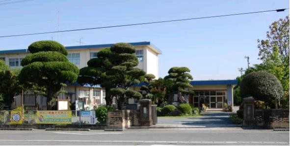 Primary school. Kikuchi City Kikunoike to elementary school (elementary school) 610m