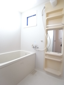 Bath. It is a bathroom with a window ^^