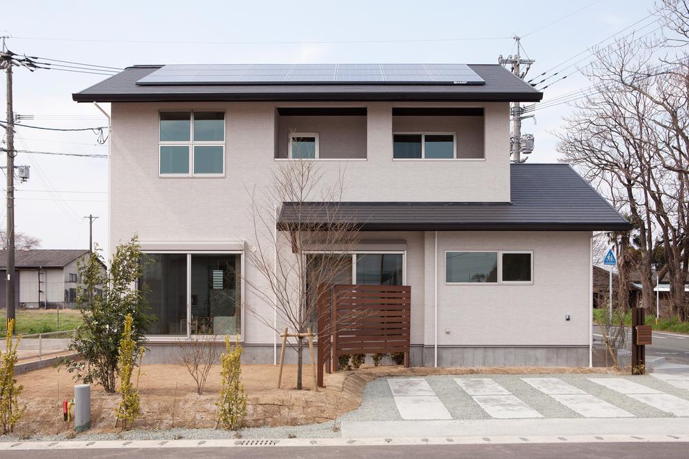 Local appearance photo. No. 5 land model house. It has become a smart house. If you visit you would like, Please contact us!