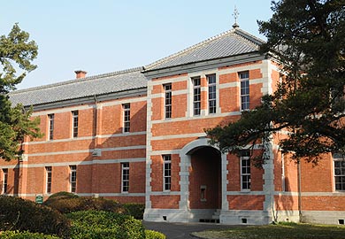 University ・ Junior college. National Kumamoto University (University of ・ 1520m up to junior college)