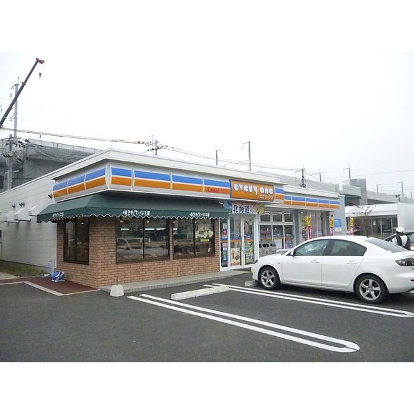 Convenience store. Lawson Kumamoto Shinmachi 3-chome up (convenience store) 678m