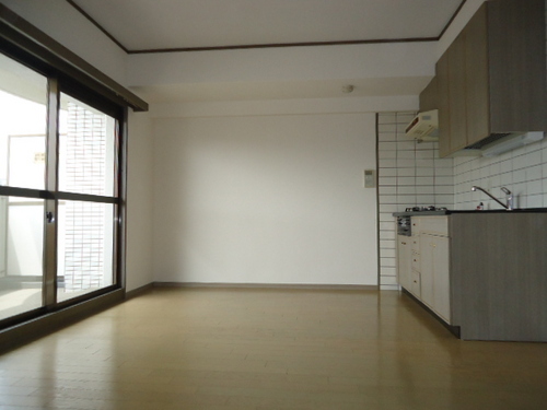 Living and room. Dining kitchen (about 8.2 tatami mats)