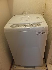 Other. Fully automatic washing machine