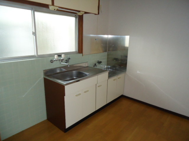 Kitchen. Same type model