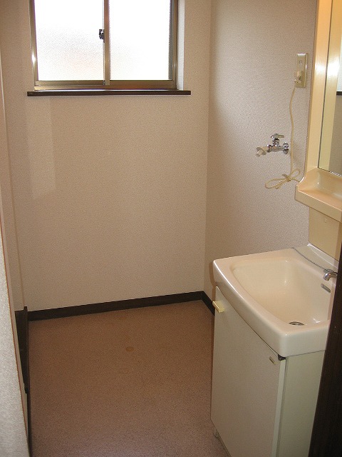 Washroom. Bright washroom of with window is sufficient as a dressing room