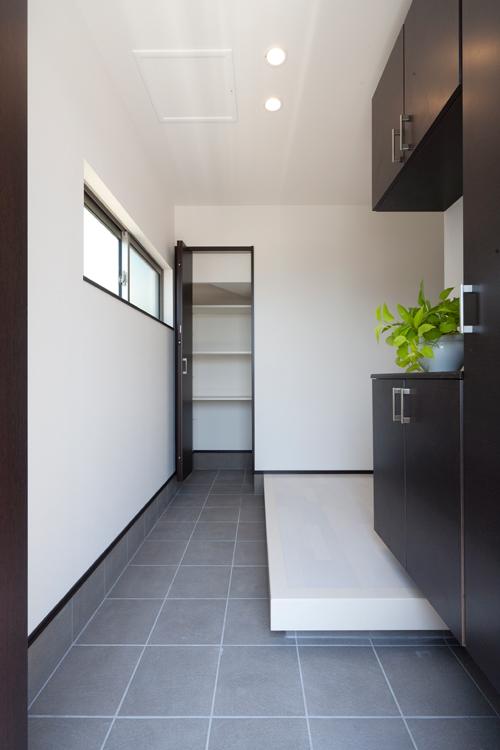 Other introspection. There is a No. 12 land model house shoes in cloak, Good entrance and easy to use.