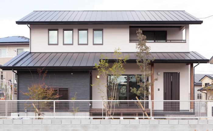 Local appearance photo. Local appearance. 1 building of calm design that incorporates the taste of the sum.