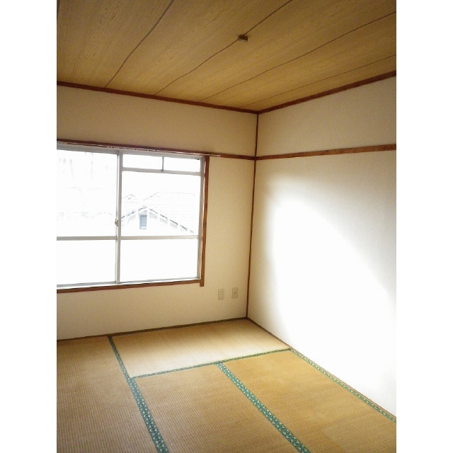 Living and room. Japanese-style room ・ North