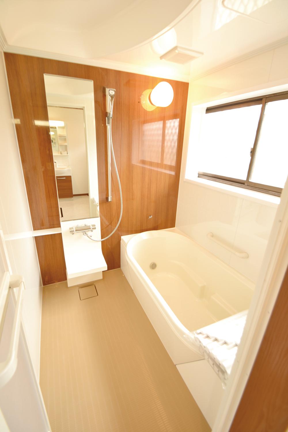 Bathroom. Unit is a bus new!