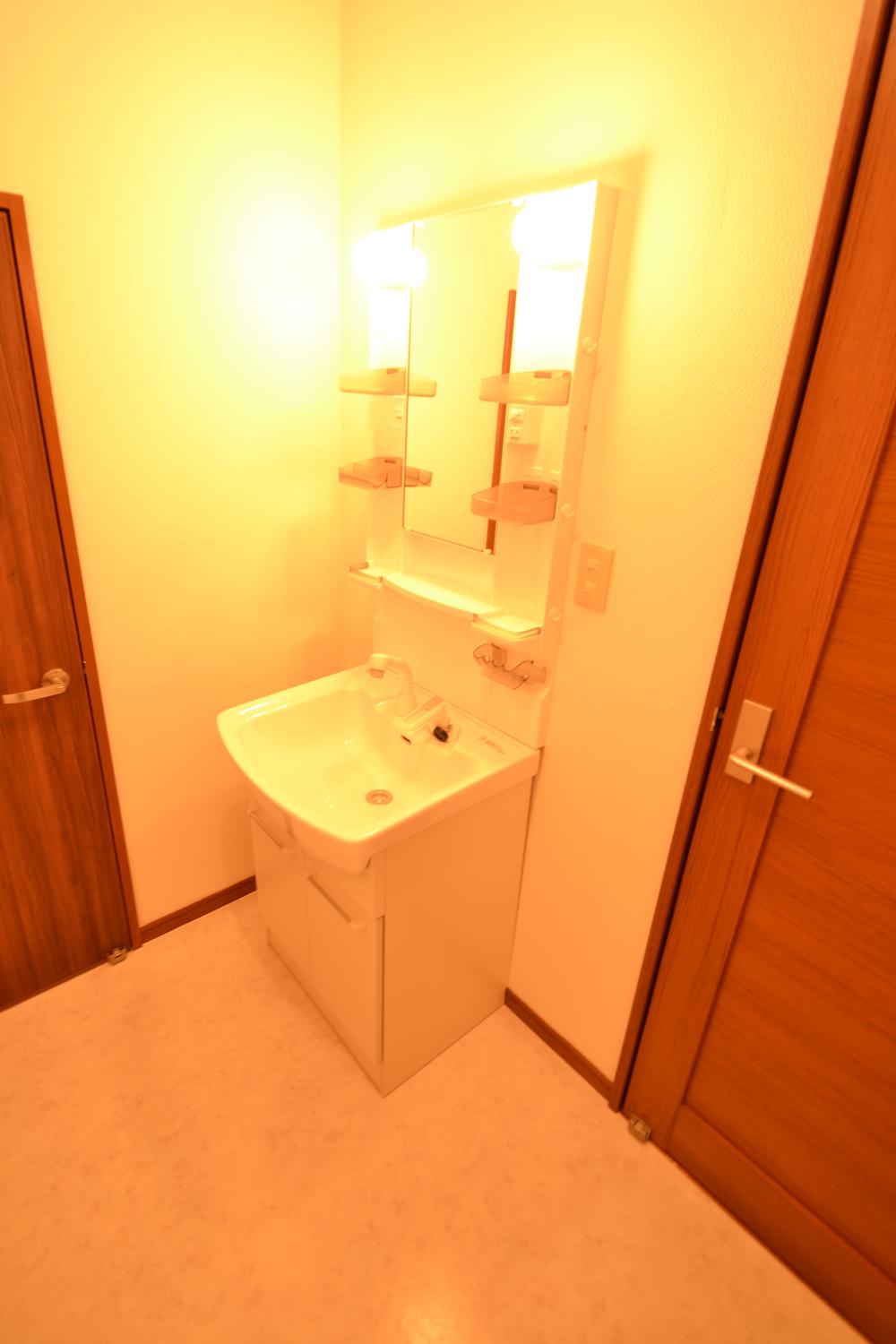 Wash basin, toilet. Vanity installation of new goods on the second floor! There is also a toilet!