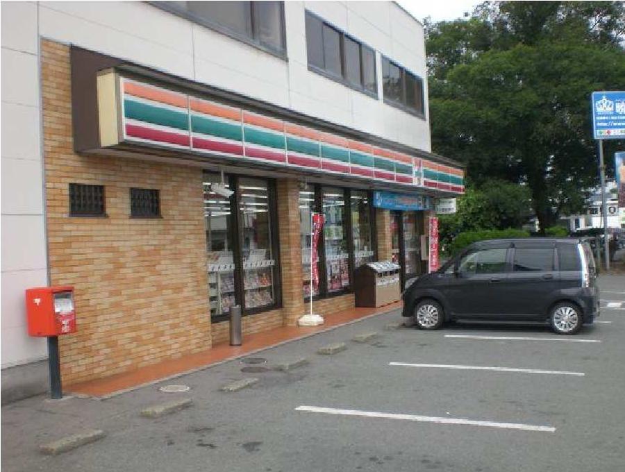 Convenience store. Seven-Eleven Kumamoto Hida 3-chome up (convenience store) 321m