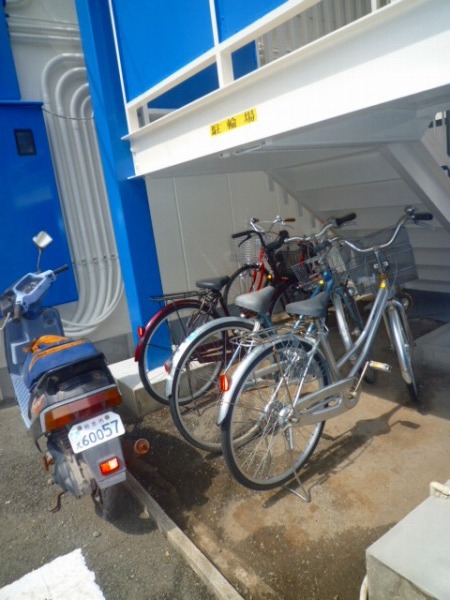 Other common areas. Is a bicycle parking lot ☆