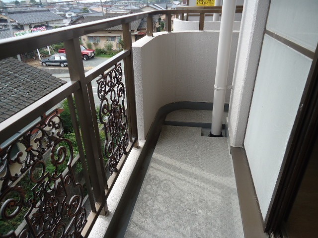 Balcony. Same type model