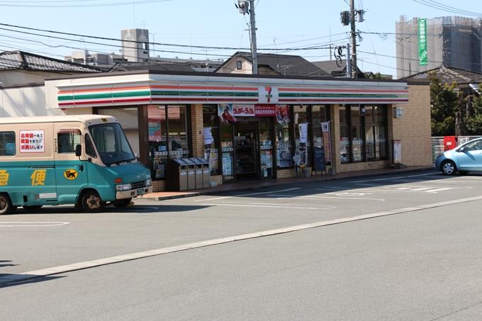 Convenience store. Seven-Eleven 500m to Kumamoto near vision 8-chome