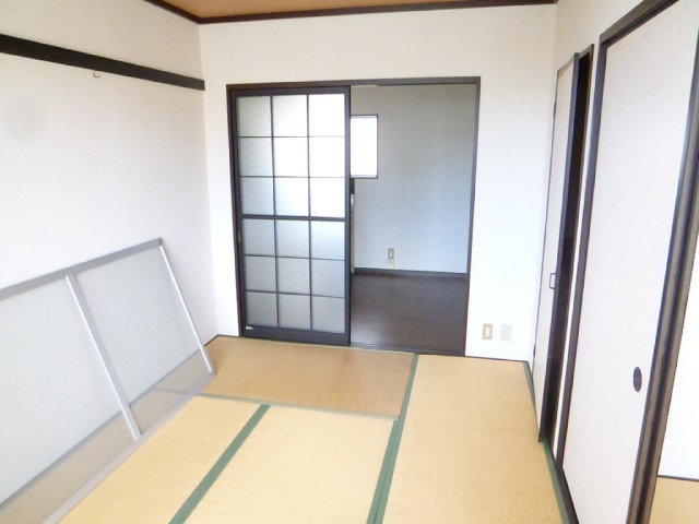 Other room space