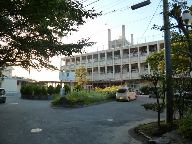 Primary school. Joyo Municipal Kuze to elementary school 1313m