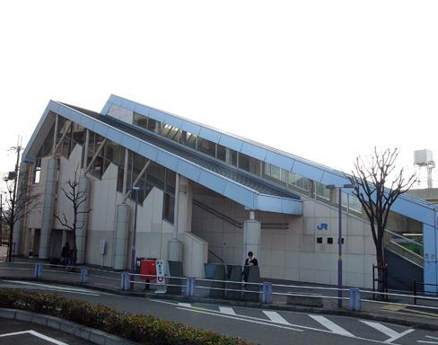 station. JR Nara Line Chengyang 800m to the Train Station