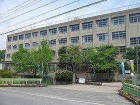 Junior high school. 1360m to Yo Tojo junior high school