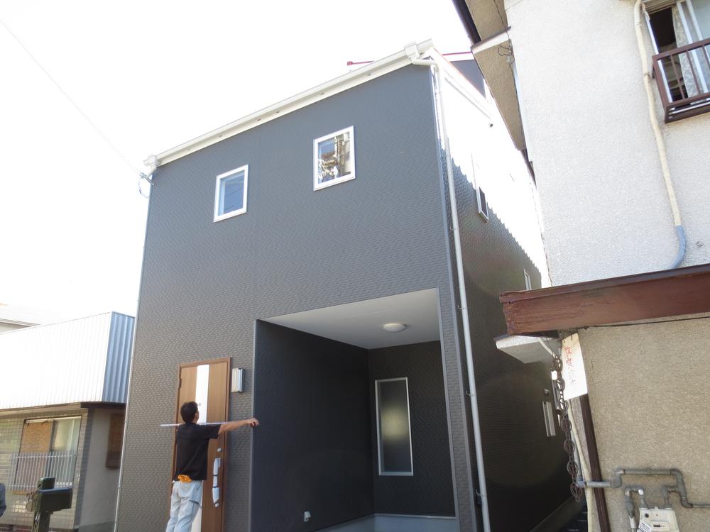 Building plan example (exterior photos). This photo has contracted this year in our company, It is a Building Construction case in Takatsuki. 