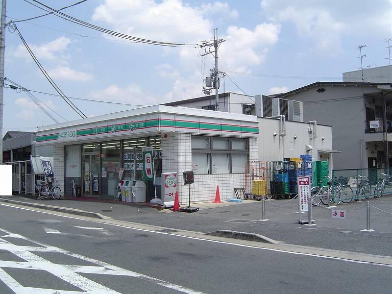 Convenience store. 640m until Lawson (convenience store)