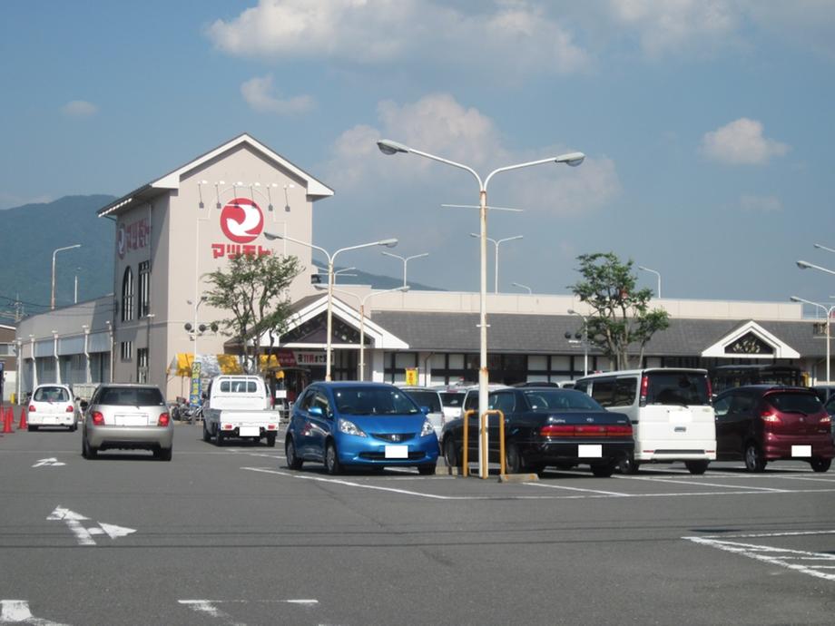 Supermarket. Matsumoto to the Sendai shop 447m